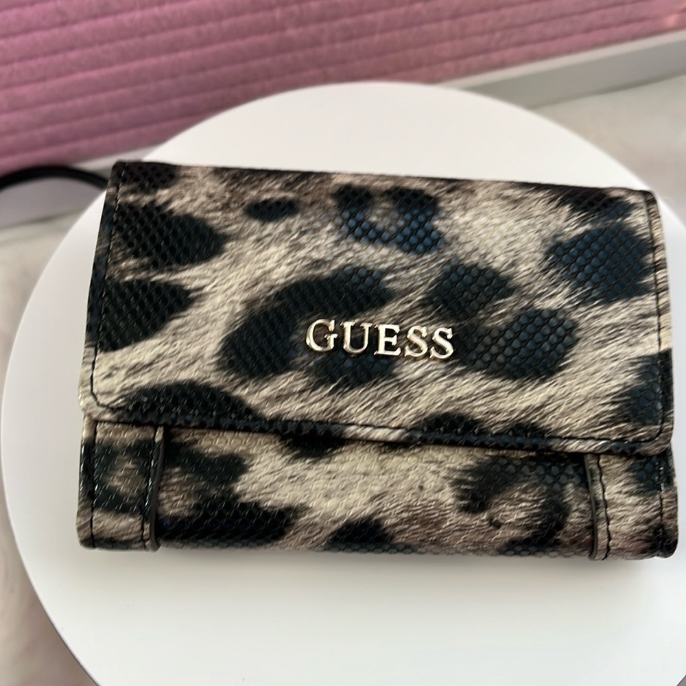 Guess Print Wallet